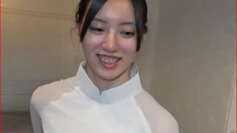 【無】最強ビジュアルのスレンダー美女！タイトなア〇ザイ着衣で美人度爆上げ⤴　ゴックン、大量顔射、中だしの計三発　※特典高画質