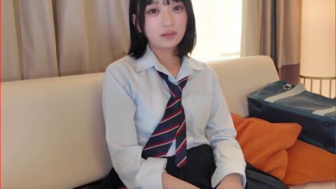 【山梨県 パパ活 中出し】坂道系清楚系美人はどんな欲望も受け入れてくれる！【制服&スク水】着衣のままチンポしゃぶらせ美オマンいじって密着生ハメ!ホテルお籠もり中出し！